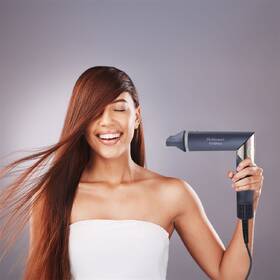 Styler Rohnson R-688 AirGlow tmavě modrý

 obrázek produktu 10 z 14