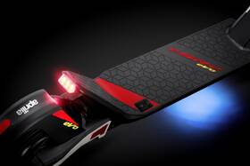 Elektrická koloběžka Aprilia eSR2 EVO 

 obrázek produktu 3 z 18