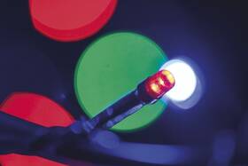 Vánoční osvětlení EMOS 80 LED, 8m, řetěz, vícebarevná, i venkovní použití 

 obrázek produktu 1 z 5