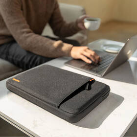 Pouzdro na notebook tomtoc Sleeve na 14" MacBook Pro černé

 obrázek produktu 6 z 6