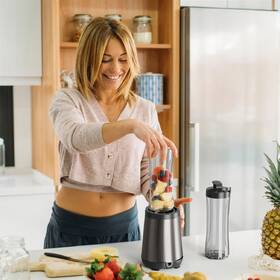Stolní mixér Black+Decker BXJB1204E TO-GO nerez

 obrázek produktu 3 z 5