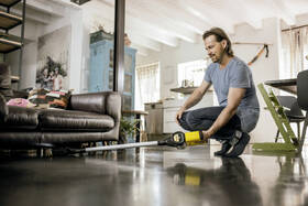 Tyčový vysavač Kärcher VC 6 Cordless ourFamily (1.198-660.0) 

 obrázek produktu 4 z 6