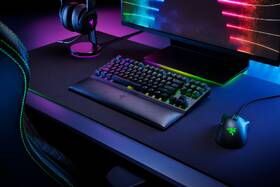 Opěrka zápěstí Razer Ergonomic Wrist Rest pro Tenkeyless klávesnice černá

 obrázek produktu 4 z 7