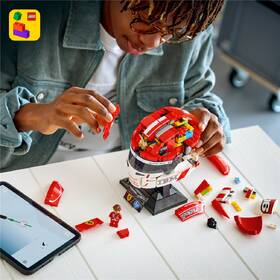 Stavebnice LEGO® Editions 43014 Helma Charles Leclerc ze Scuderia Ferrari HP 

 obrázek produktu 7 z 9