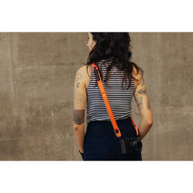 Popruh Peak Design Leash oranžové

 obrázek produktu 5 z 6