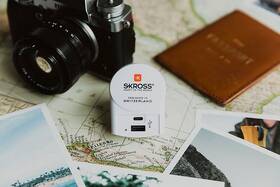 Cestovní adaptér SKROSS nabíjecí, USB-A, USB-C, EU, 27W 

 obrázek produktu 4 z 6