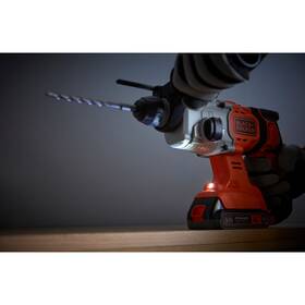Kladivo Black-Decker BCD900B-XJ (bez baterie) 

 obrázek produktu 2 z 3
