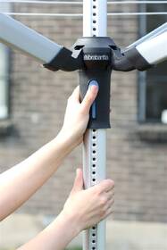 Sušák na prádlo Brabantia Lift-O-Matic Advance, 50 m 

 obrázek produktu 5 z 13