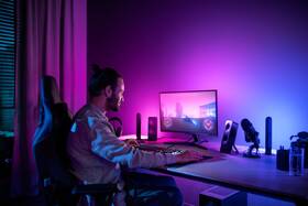 LED pásek Philips Play Gradient PC Lightstrip 24"/27" 

 obrázek produktu 6 z 7