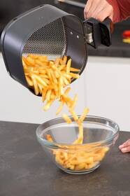 Fritéza horkovzdušná Tefal FRY DELIGH FX100015 

 obrázek produktu 23 z 32