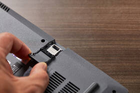 USB Flash Kingston DataTraveler Micro Metal 256GB stříbrný

 obrázek produktu 4 z 5