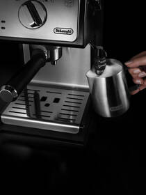 Espresso De'Longhi ECP 35.31 nerez

 obrázek produktu 4 z 11