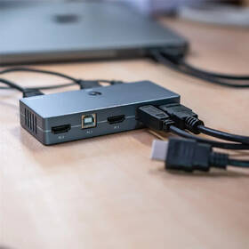USB Hub Hama KVM přepínač pro 2 PC na 1 monitor, 3xUSB, 1xHDMI šedý

 obrázek produktu 6 z 6