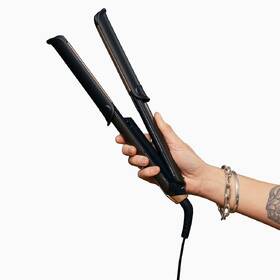 Žehlička na vlasy Remington S6077 ONE Straight & Curl Styler šedá

 obrázek produktu 5 z 14