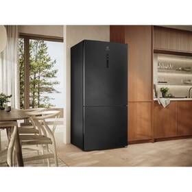 Chladnička s mrazničkou Electrolux LNT7MD58B 

 obrázek produktu 6 z 10