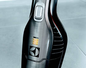Tyčový vysavač Electrolux ZB3213 stříbrný/šedý

 obrázek produktu 2 z 13