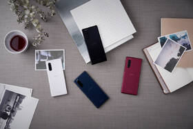 Mobilní telefon Sony 5 červený

 obrázek produktu 13 z 13