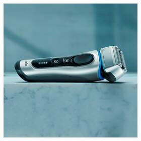 Holicí strojek Braun 8350S 

 obrázek produktu 4 z 9