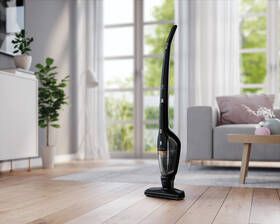 Tyčový vysavač Electrolux EERC73EB černý

 obrázek produktu 2 z 6