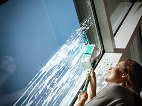 Čistič oken Leifheit Window Cleaner bílý/zelený

 obrázek produktu 10 z 26