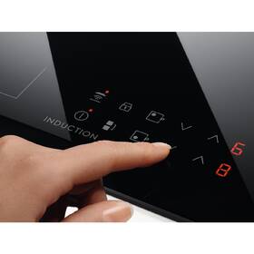 Indukční varná deska Electrolux LIR60433 černá barva
