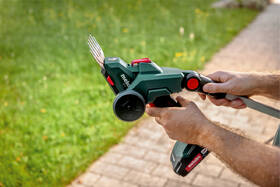Nůžky na trávu Metabo SGS 18 LTX Q (bez baterie) 601609840 

 obrázek produktu 6 z 10