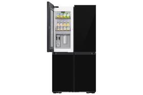 Americká lednice Samsung RF65DB970E22EO černá

 obrázek produktu 8 z 14