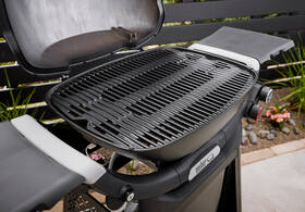 Gril zahradní plynový Weber Q 3200N+ černý

 obrázek produktu 4 z 12