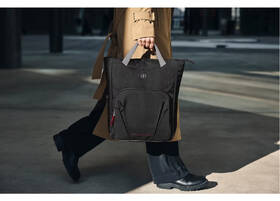 Taška Wenger Motion Vertical Tote 15,6" černá

 obrázek produktu 7 z 9