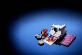 Instantní fotoaparát Polaroid Now+ bílý

 obrázek produktu 7 z 8