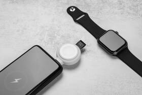 Nabíječka FIXED Orb pro Apple Watch s podporou rychlonabíjení, MFi certifikace bílá

 obrázek produktu 7 z 9