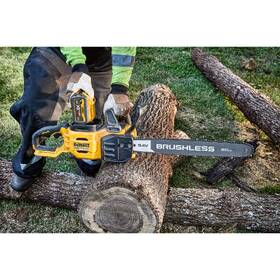 Řetězová pila Dewalt DCMCS575X1 (s baterií) 

 obrázek produktu 2 z 2