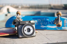 Instantní fotoaparát Fujifilm Instax Square SQ 6 černý/šedý

 obrázek produktu 6 z 7