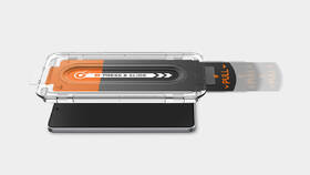 Tvrzené sklo Spigen tR EZ Fit HD na Samsung Galaxy S25 Edge 

 obrázek produktu 8 z 8