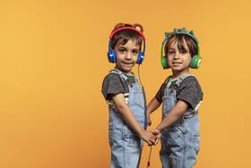 Sluchátka iFrogz Little Rockerz Costume - Medvídek 

 obrázek produktu 8 z 10