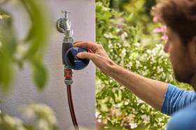 Zavlažovací počítač Gardena 970826501 19045-20 

 obrázek produktu 3 z 5