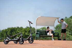 Elektrická koloběžka Xiaomi Scooter 6 černá/šedá

 obrázek produktu 10 z 13