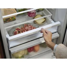 Chladnička s mrazničkou Electrolux ENA7CE19S bílá

 obrázek produktu 3 z 9