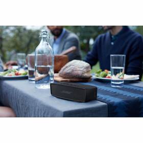 Přenosný reproduktor Bose SoundLink mini Special Edition černý

 obrázek produktu 7 z 9