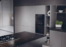 Mikrovlnná trouba Haier HWO38MG4HXBD černá barva
