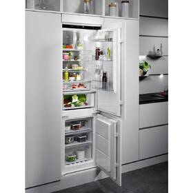 Chladnička s mrazničkou AEG SCE818E8MS bílá

 obrázek produktu 8 z 10