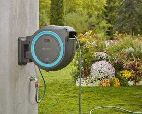 Naviják na hadice Gardena PowerRoll XL, 35m (s baterií) 

 obrázek produktu 2 z 6