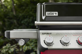 Gril zahradní plynový Weber E-335 Black černý

 obrázek produktu 7 z 9