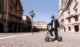 Elektrická koloběžka Xiaomi Scooter 6 Pro černá/šedá

 obrázek produktu 7 z 8