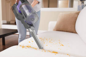 Tyčový vysavač Black-Decker BHFEV182CP-QW (s baterií) 

 obrázek produktu 10 z 22