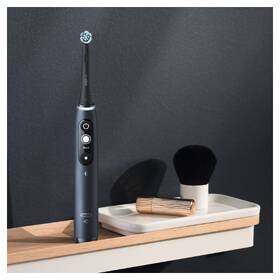 Zubní kartáček Oral-B Black Onyx 

 obrázek produktu 3 z 10