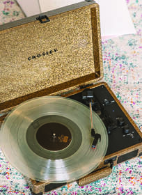 Gramofon Crosley Cruiser Plus zlatý

 obrázek produktu 6 z 6