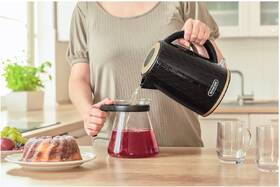 Rychlovarná konvice Sencor SWK 7201BK černá

 obrázek produktu 8 z 11