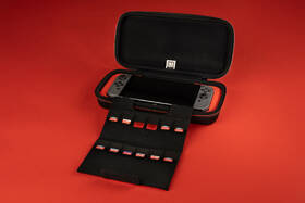 Pouzdro Nacon NS2 Traveler Deluxe Case černé

 obrázek produktu 9 z 15