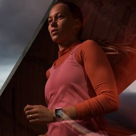 Chytré hodinky Apple GPS 45mm pouzdro z růžového hliníku - světle růžový sportovní řemínek - M/L 

 obrázek produktu 4 z 9